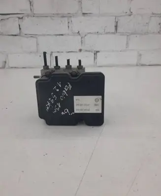 Skoda Fabia Mk2 (5J) ABS Pump 6R0907379AS 6R0907379AT