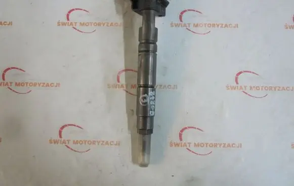 Mercedes-Benz CLS C219 Fuel injector 0445115027
