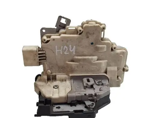 Audi Q7 4L Rear door lock 3C4839015C