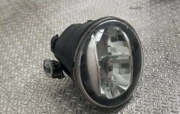 Toyota C-HR I Front fog light E1313794R