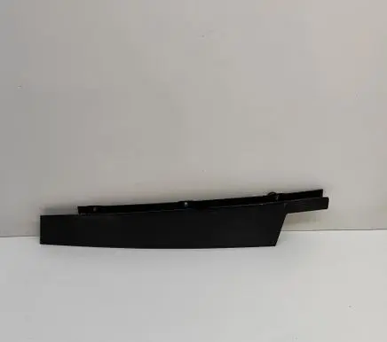 Mercedes-Benz GLS X167 Front door glass trim molding A1676903400
