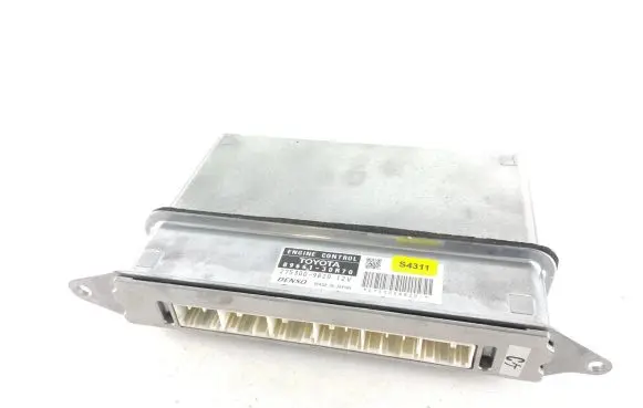 Lexus GS 300 350 430 450H Engine control unit/module 8966130R70 2753009820 275300