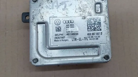 Headlight ballast module Xenon