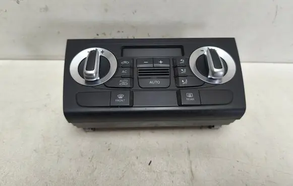 Audi Q3 8U Climate control unit 8U0820043B
