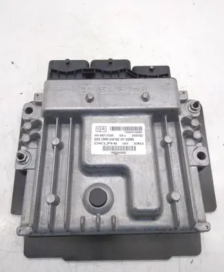 Peugeot 3008 I Engine control unit/module 9667175380