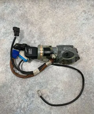 Subaru Outback Ignition lock 88215AE010 X1T25571 1928