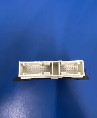 Tesla Model X Door control unit/module V3509750165 105589100D