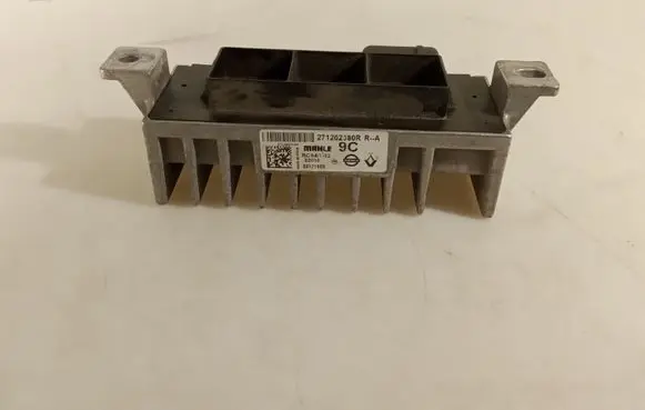 Renault Master III Glow plug pre-heat relay 271202380R