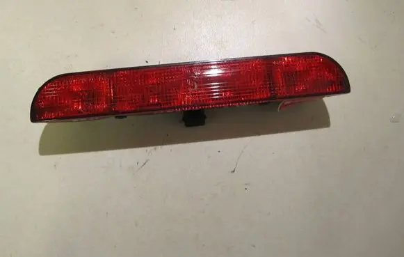 Audi A4 S4 B5 8D Third/center stoplight 0996400