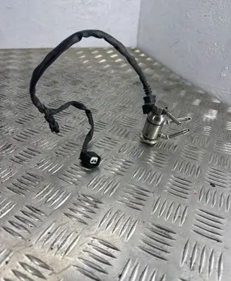 Ford Transit Custom AdBlue injector GK215J281AE S4ZHA J008206741