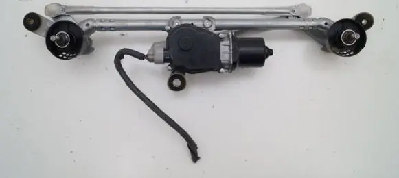 Nissan X-Trail T32 Front wiper linkage 