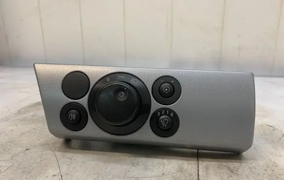 Opel Astra H A set of switches 