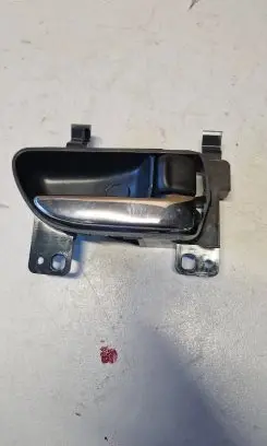Subaru XV Front door interior handle