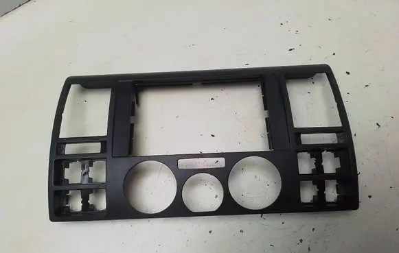 Volkswagen Transporter - Caravelle T5 Radio/GPS head unit trim 7H0857237