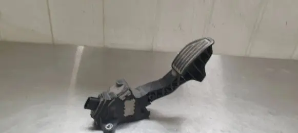 Toyota Yaris Accelerator throttle pedal 781100D110 A16671479605