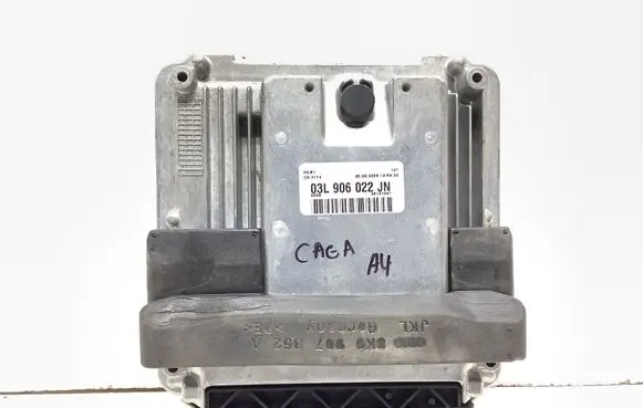 Audi A4 S4 B8 8K Engine control unit/module 03L906022JN 0281015318
