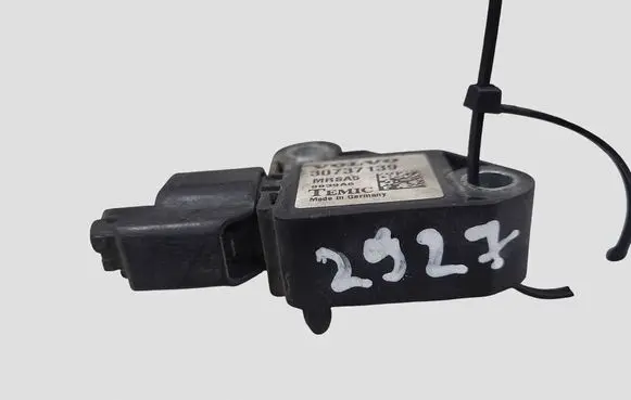 Volvo V50 Airbag deployment crash/impact sensor 30737139