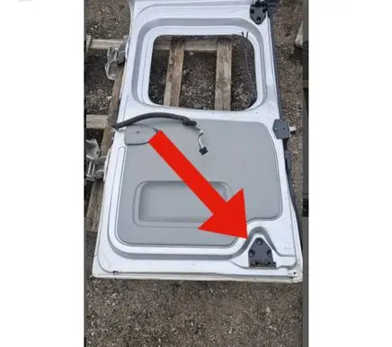 Opel Vivaro Loading door lock