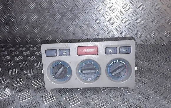 Land Rover Freelander Climate control unit