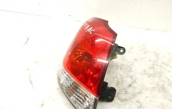 Subaru Outback Rear/tail lights 2467