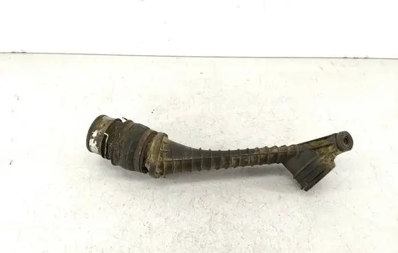 Volkswagen Golf IV Intercooler hose/pipe 1J0145762