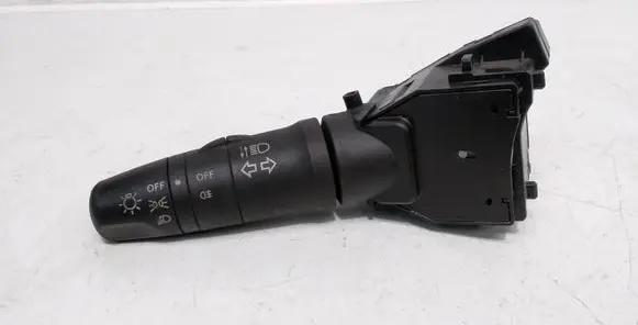 Nissan Primera Indicator stalk 25540AV620
