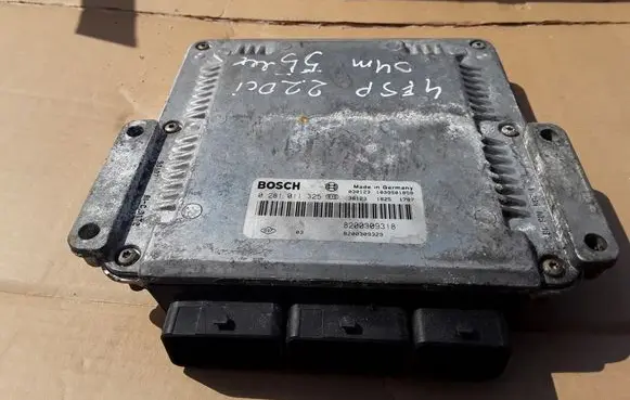 Renault Espace - Grand espace IV Engine control unit/module 0281011325