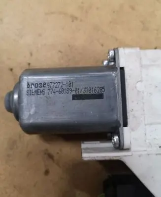 Audi A6 S6 C6 4F Front door window regulator motor 4F0959802D 1101997008201 977272101