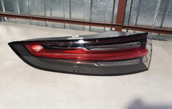 Porsche Cayenne (9Y0 9Y3) Rear/tail lights