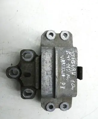 Volkswagen Tiguan Gearbox mount 3C0199555