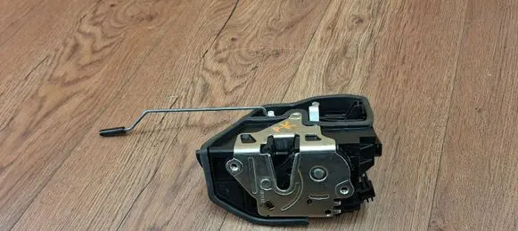 BMW 3 F30 F35 F31 Front door lock 51217202145