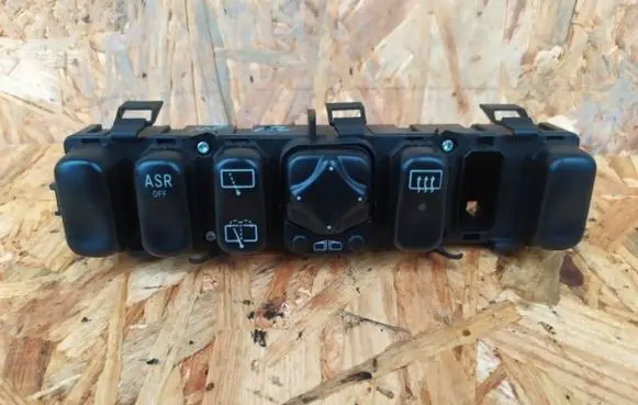 Mercedes-Benz A W177 Tailgate/trunk/boot open switch EEEEEEEE