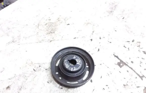 Opel Astra H Crankshaft pulley