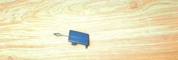 BMW 1 E81 E87 Front tow hook cap/cover 7117623 51127117623
