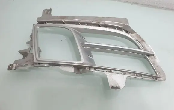 Mazda 6 Front fog light trim/grill GS7T50C11