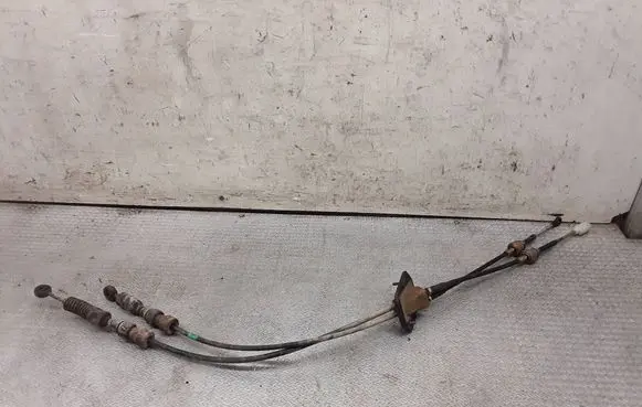 Nissan X-Trail T30 Gear shift cable linkage 