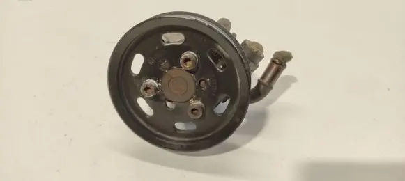 Skoda Superb B5 (3U) Power steering pump 038145255D 1022