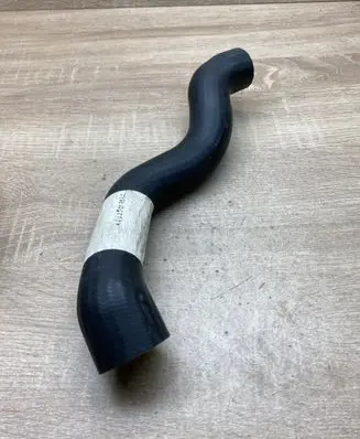 Mercedes-Benz C W202 Engine coolant pipe/hose A2025013982