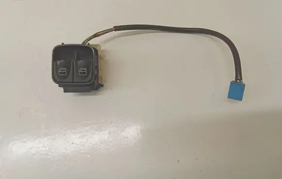 Mercedes-Benz E W211 Electric window control switch A2038200810