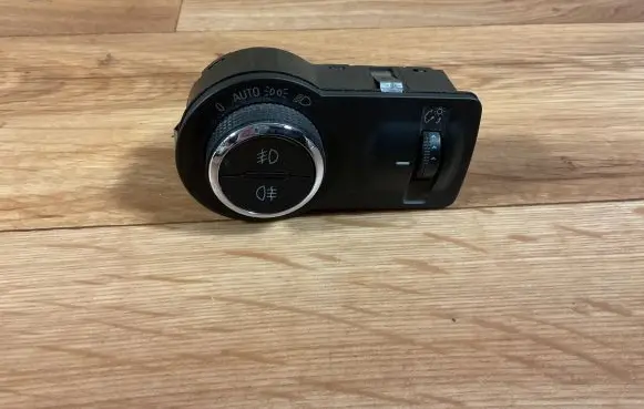 Opel Insignia A Light switch 13268707 251684 B31B