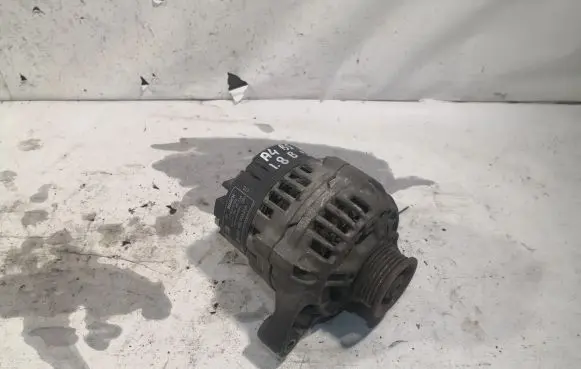 Audi A4 S4 B5 8D Generator/alternator 0123310022