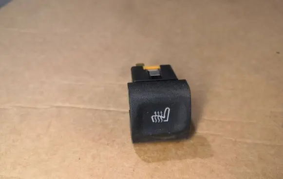 Opel Omega B2 Seat heating switch 90494416