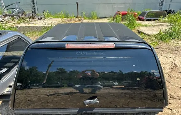 Nissan Navara D40 Pick-up truck tonneau cover 