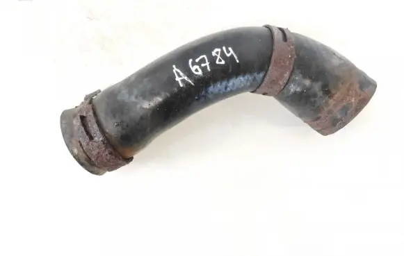 Toyota Avensis T220 Engine coolant pipe/hose