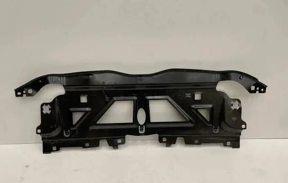 BMW M4 G82 G83 Bottom radiator support slam panel 51648076814 8076814