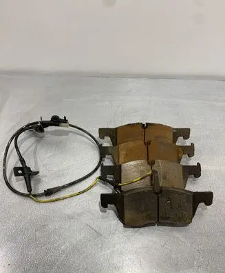 Jaguar F-Pace Brake pads (front) 