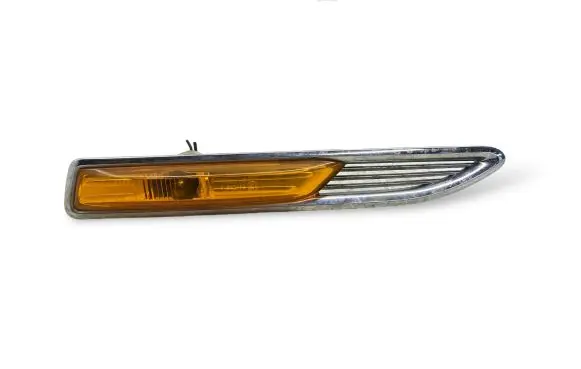 Ford Mondeo MK IV Front fender indicator light 7S7113K354AD
