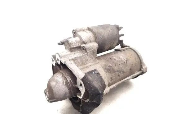 Nissan X-Trail T32 Starter motor 233003131R