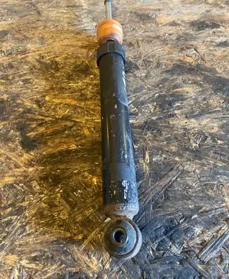 Opel Tigra B Rear shock absorber/damper 13208027 644609745 22228736