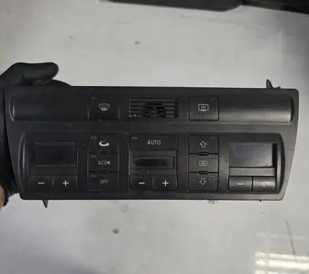 Audi A6 S6 C5 4B Climate control unit 4B0820043P D620001 5HB00760412